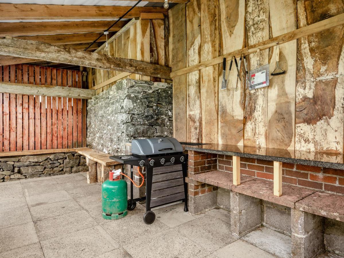 Glan Nug Villa Pentrefoelas Luaran gambar